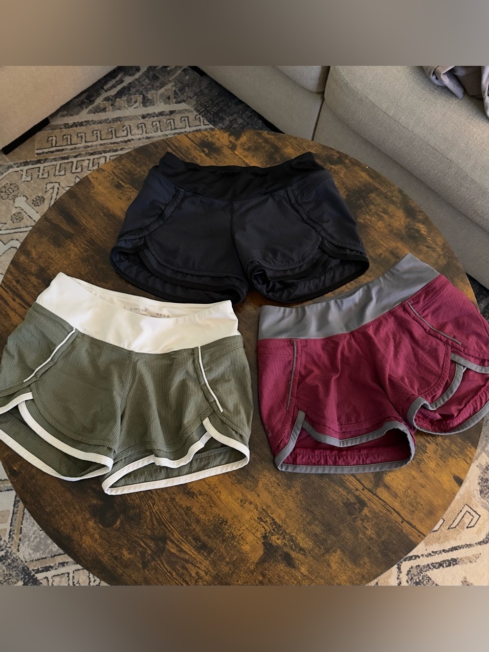 Hylete Women’s Scallop Shorts bundle XS